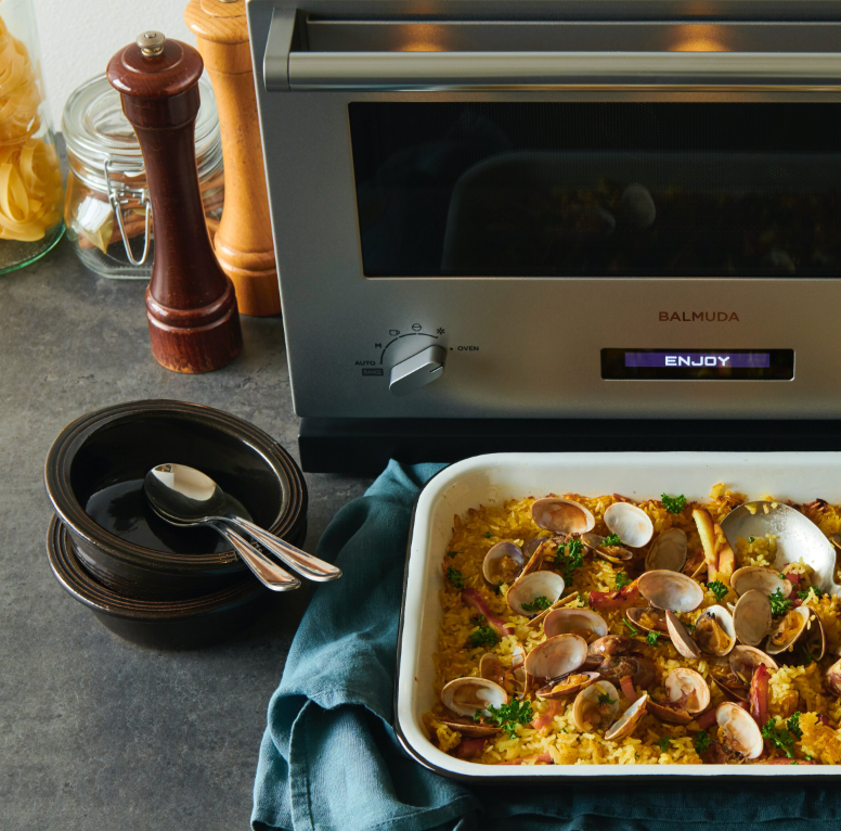 *BALMUDA* The Range 18L Multi function Microwave & Oven for Camping