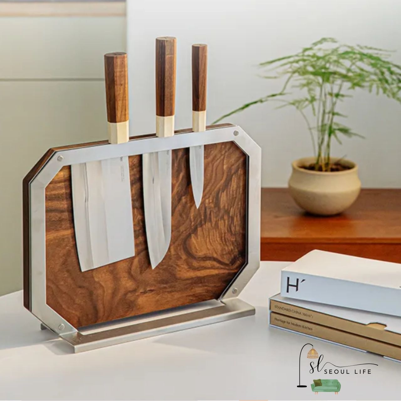 *Heriter* Premium Signature Knife Chopping board with Steel Stand.