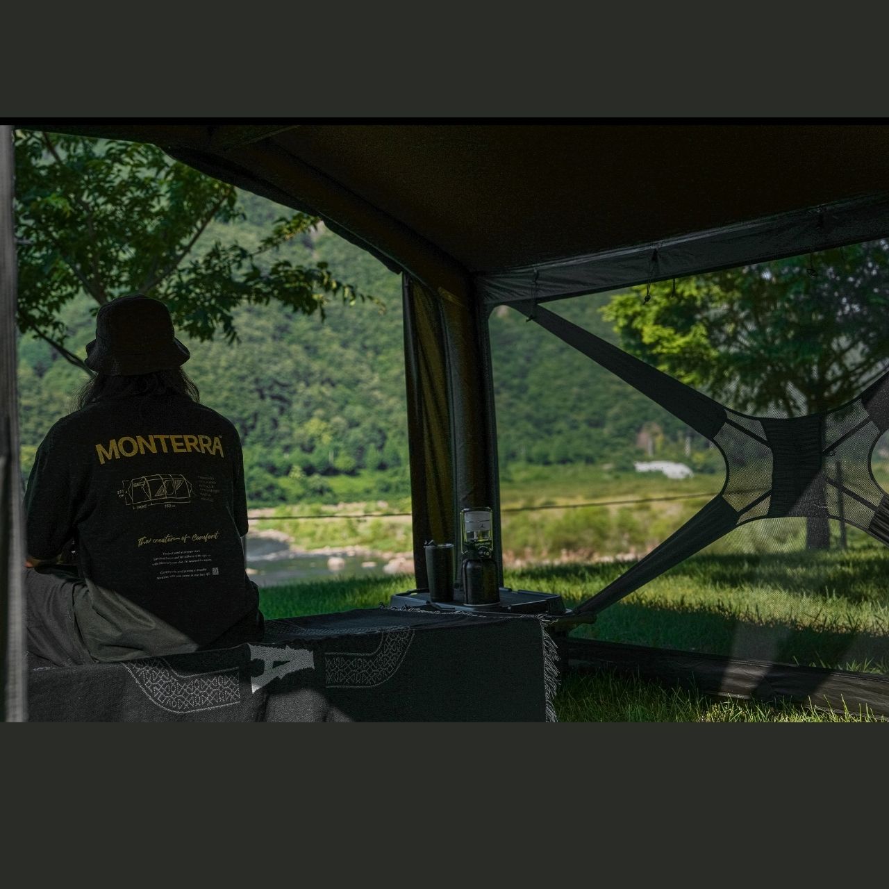 [Monterra] Cubex 2.8 Lightweight Air Shelter, Tent