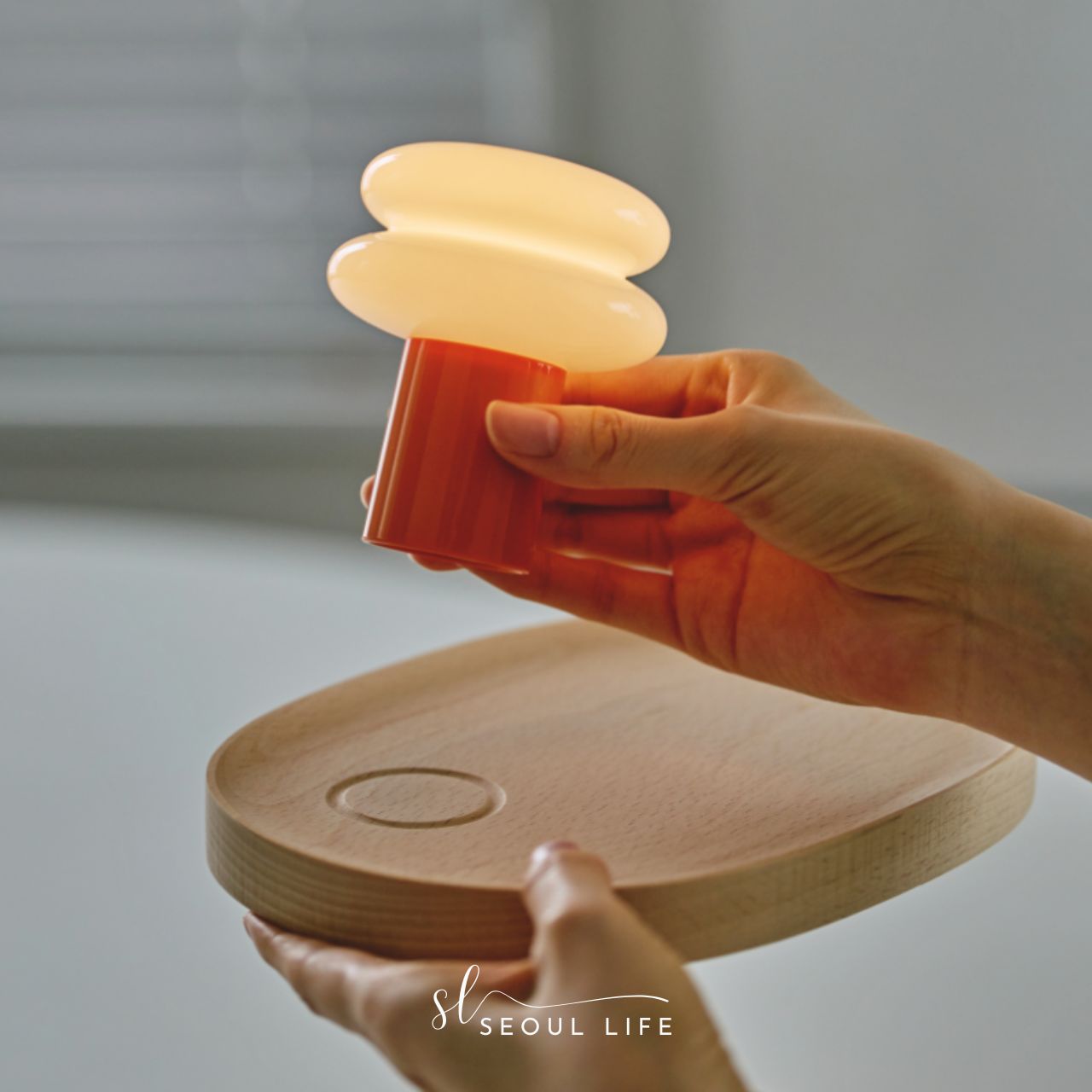 [ILKW] Snowman8 Multi-Use Portable Camping Lamp, Table Lamp, Lantern