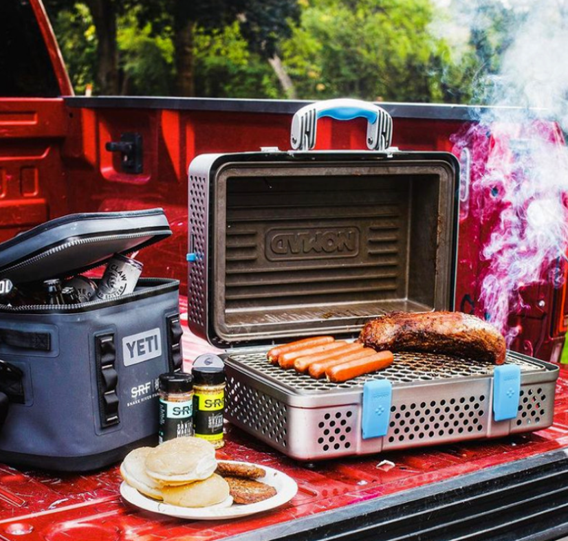 *Nomad* Grill & Smoker/ Advanced Thermal Design, Durable Stainless Steel Grill, Anodized Finishing Body.