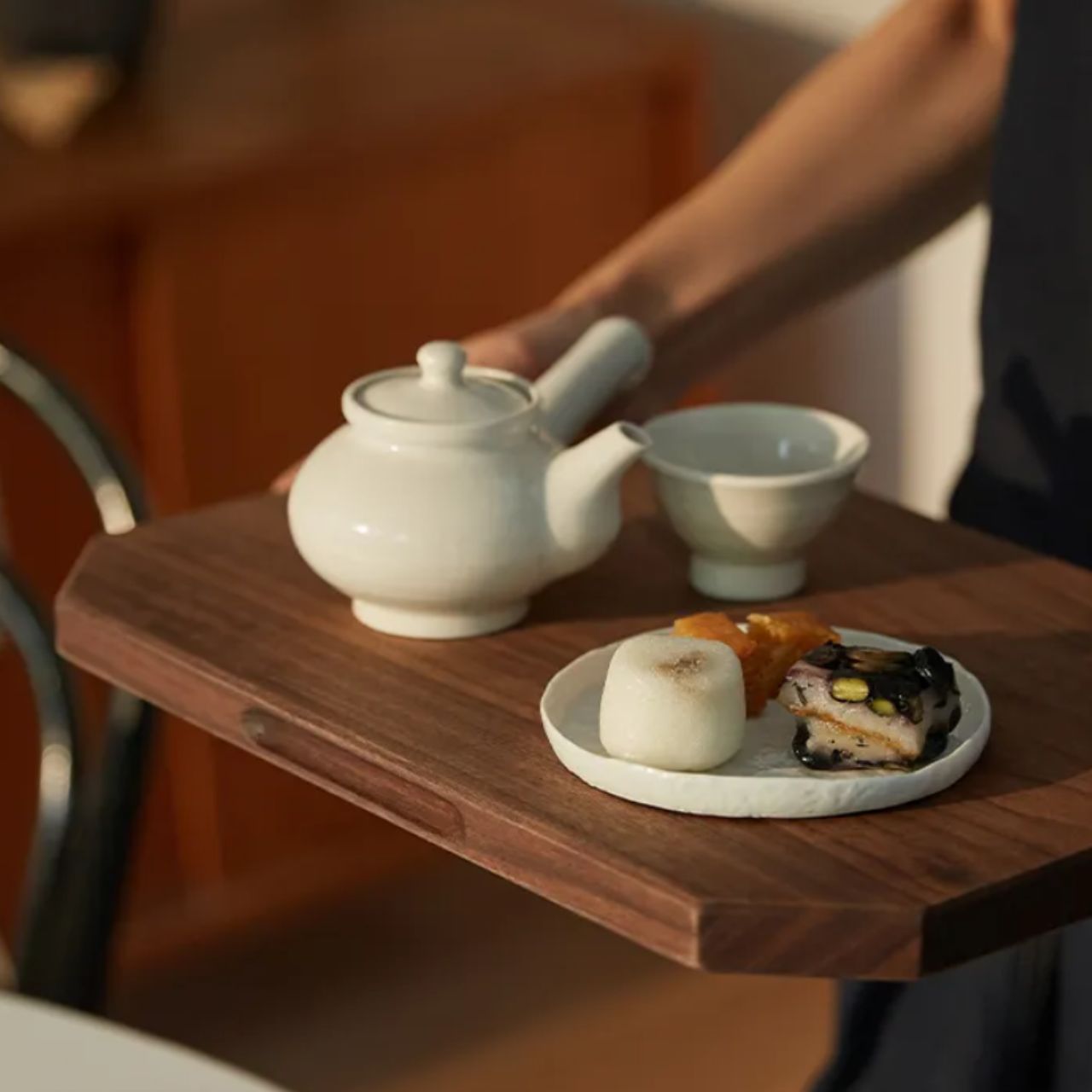 [Heriter] Premium Signature Knife Chopping board with Steel Stand