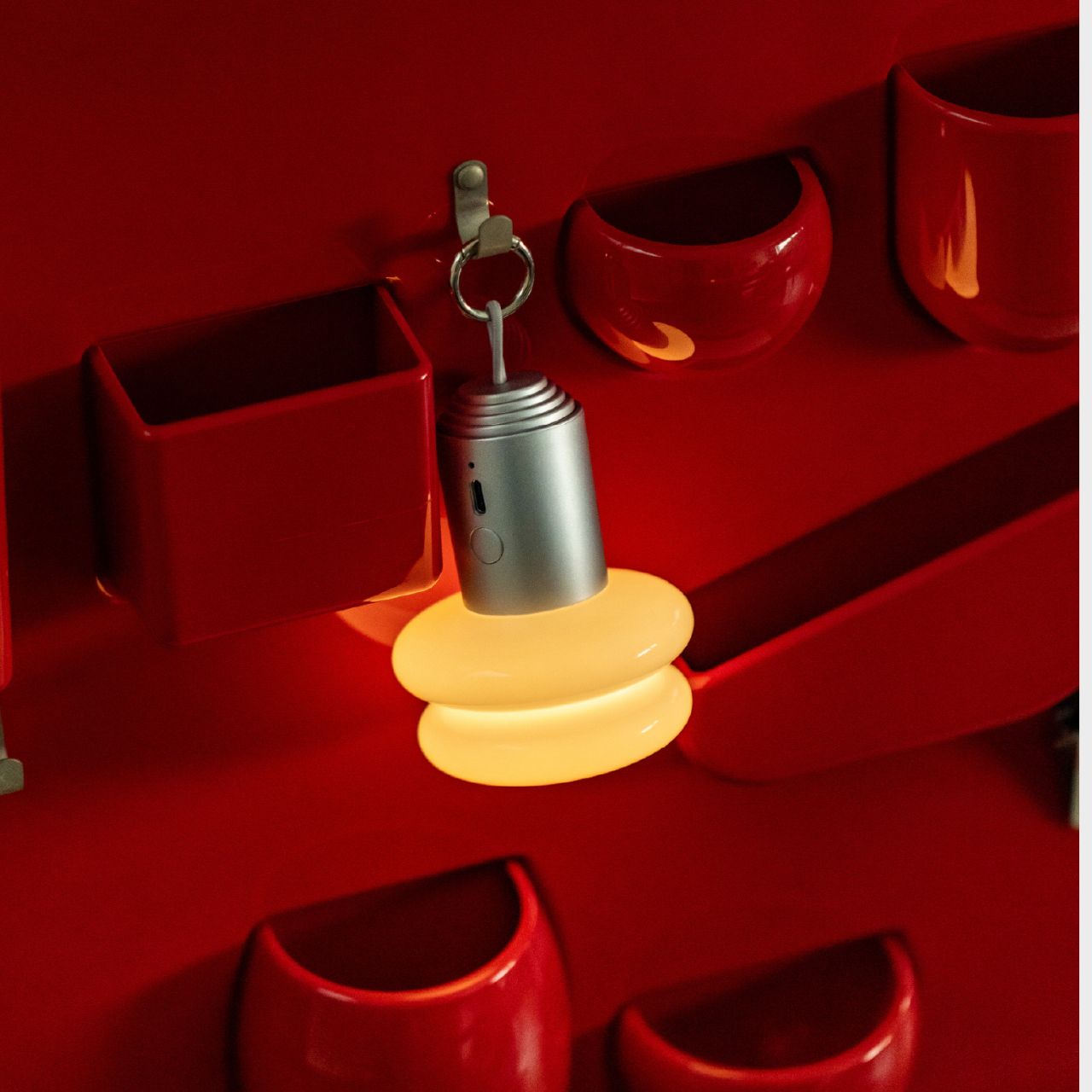 [ILKW] Snowman8 Multi-Use Portable Camping Lamp, Table Light