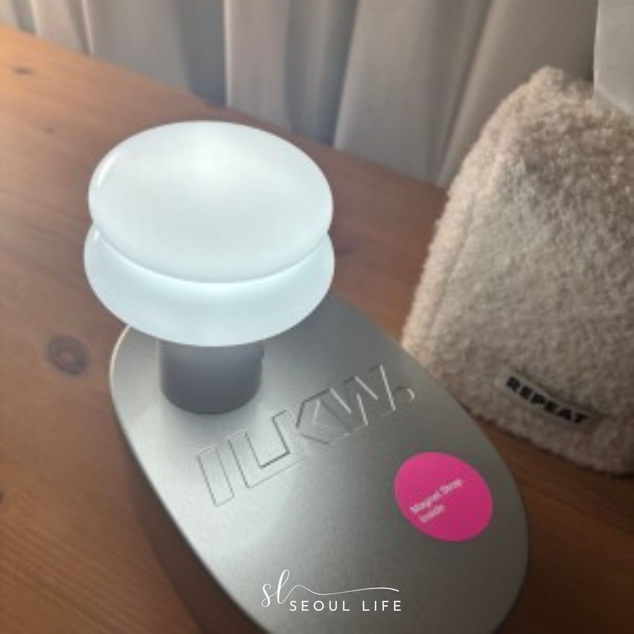 [ILKW] Snowman8 Multi-Use Portable Camping Lamp, Table Lamp, Lantern